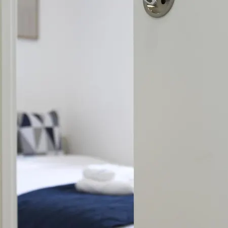 Hideaway Light, Style And Peace Valbom