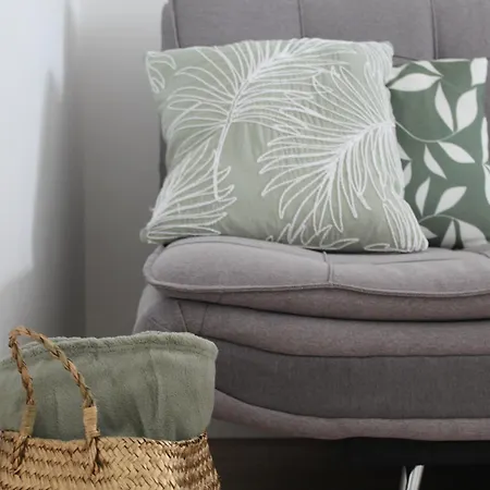 Hideaway Light, Style And Peace Apartment *